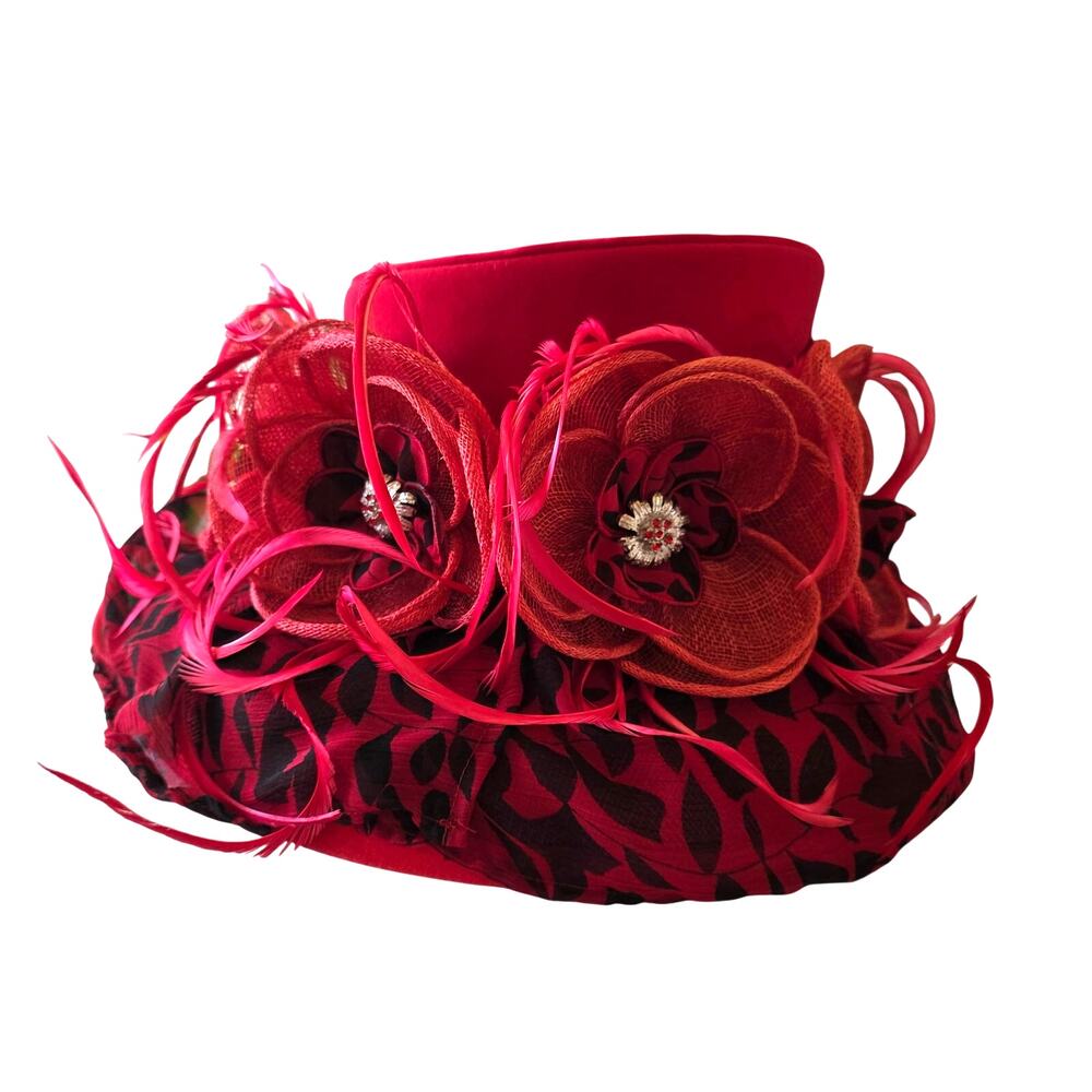 NWT Champagne Italy red and black, flowers, and‎ flower gems